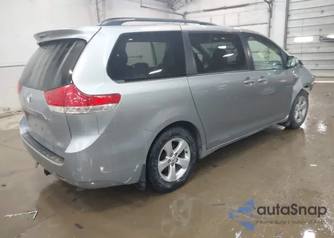 2014 Toyota Sienna Le V6 8 Passenger из США, поврежденный, VIN 5TDKK3DC9ES525054